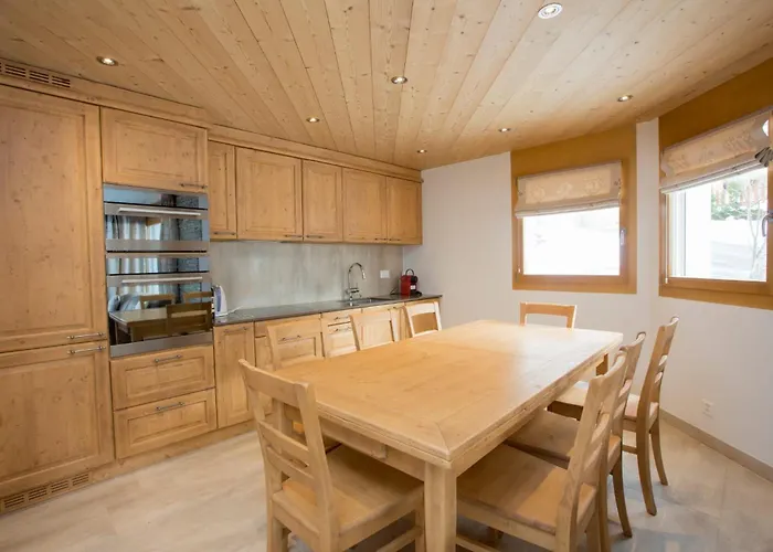 Bellathos لوكباد